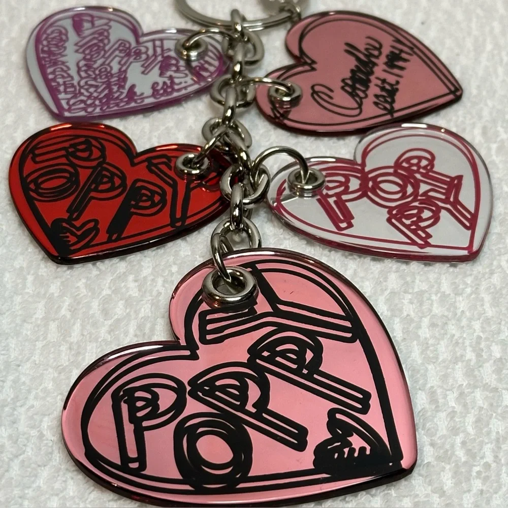 NWOT Coach poppy keychain/bag-charm Red heart Shaped Charms Pink, Red, White - Picture 2 of 12